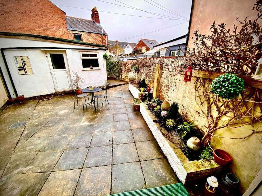 Brickworks - 2 Bedrooms, 15 Mins Walk To The Centre, With Garden Cardiff Exteriör bild